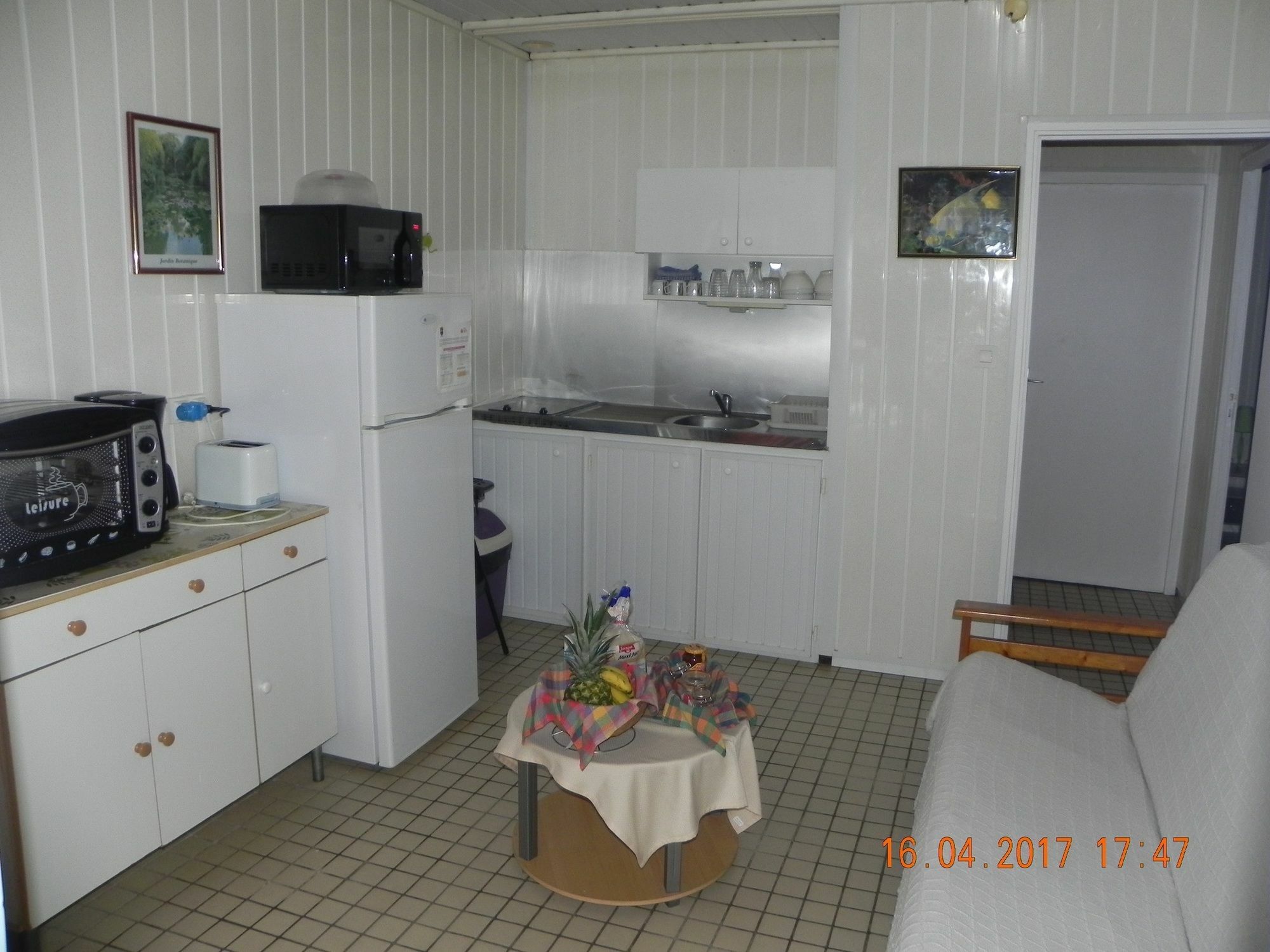 Apartment Bright On The West Coast Of Basse-terre With Sea Views, 150m